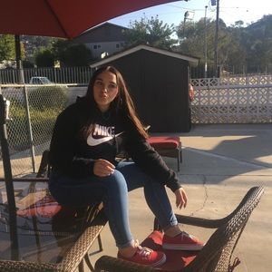 Meet your Posher, Corrina